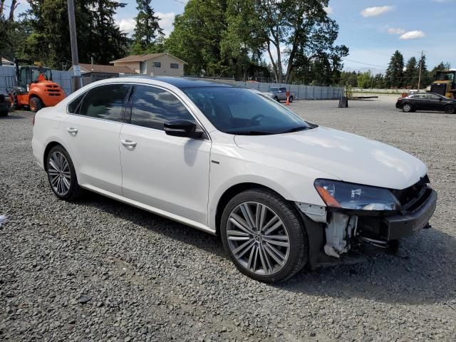 2015 Volkswagen Passat SE