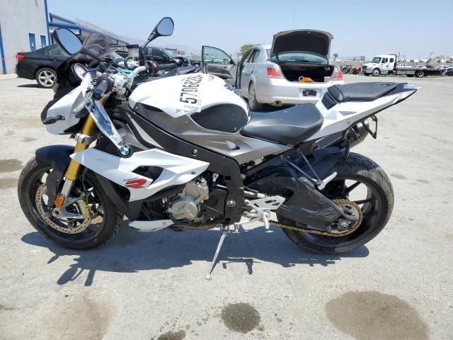 2014 BMW S 1000 R