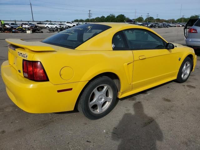 2004 Ford Mustang