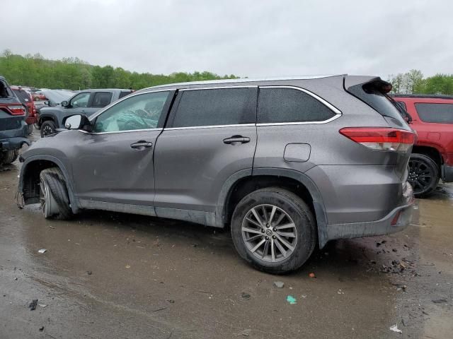 2019 Toyota Highlander SE