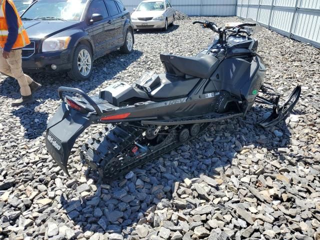 2019 Skidoo Renegade