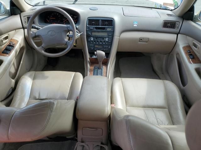 1999 Lexus ES 300