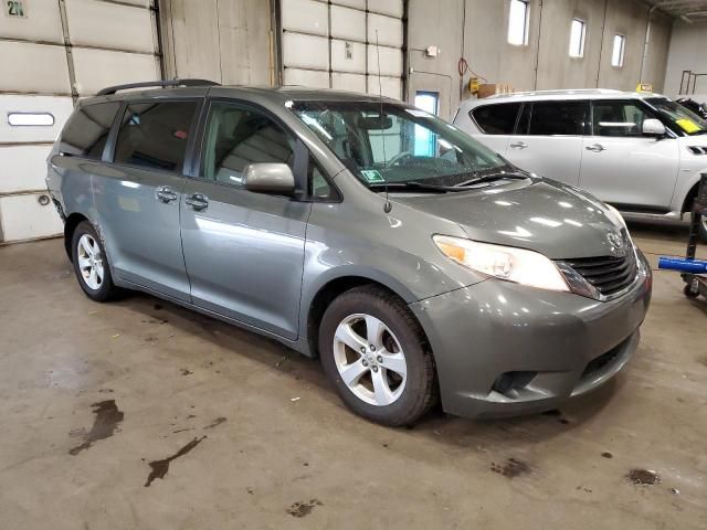 2011 Toyota Sienna LE