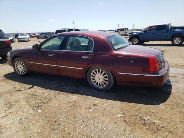 2003 Lincoln Town Car Executive