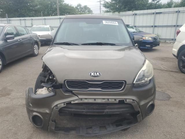 2013 KIA Soul +