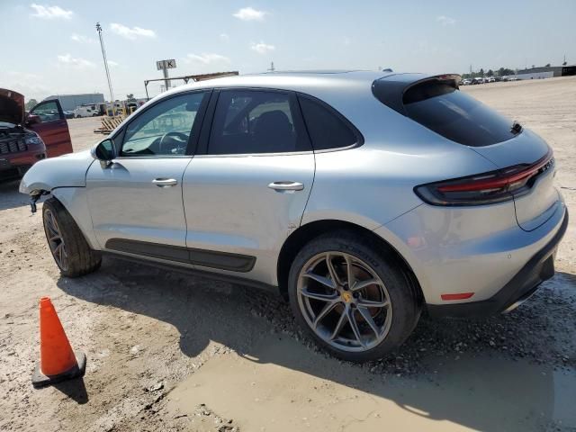 2022 Porsche Macan