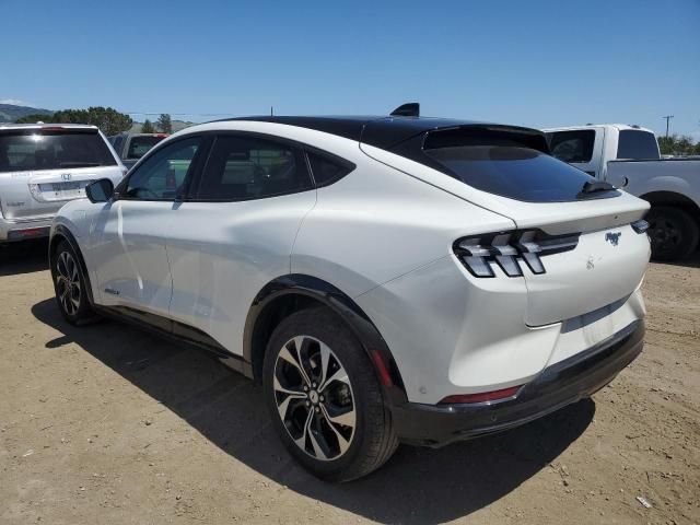 2022 Ford Mustang MACH-E Premium