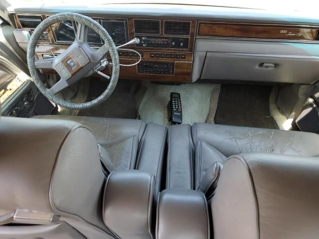 1989 Lincoln Town Car Signature