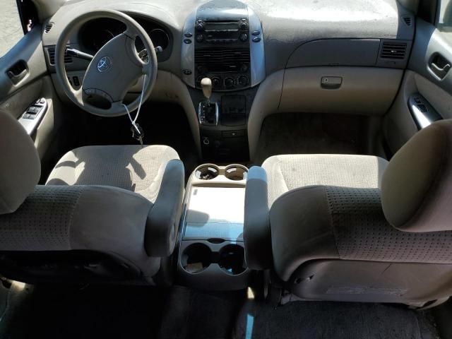 2007 Toyota Sienna CE