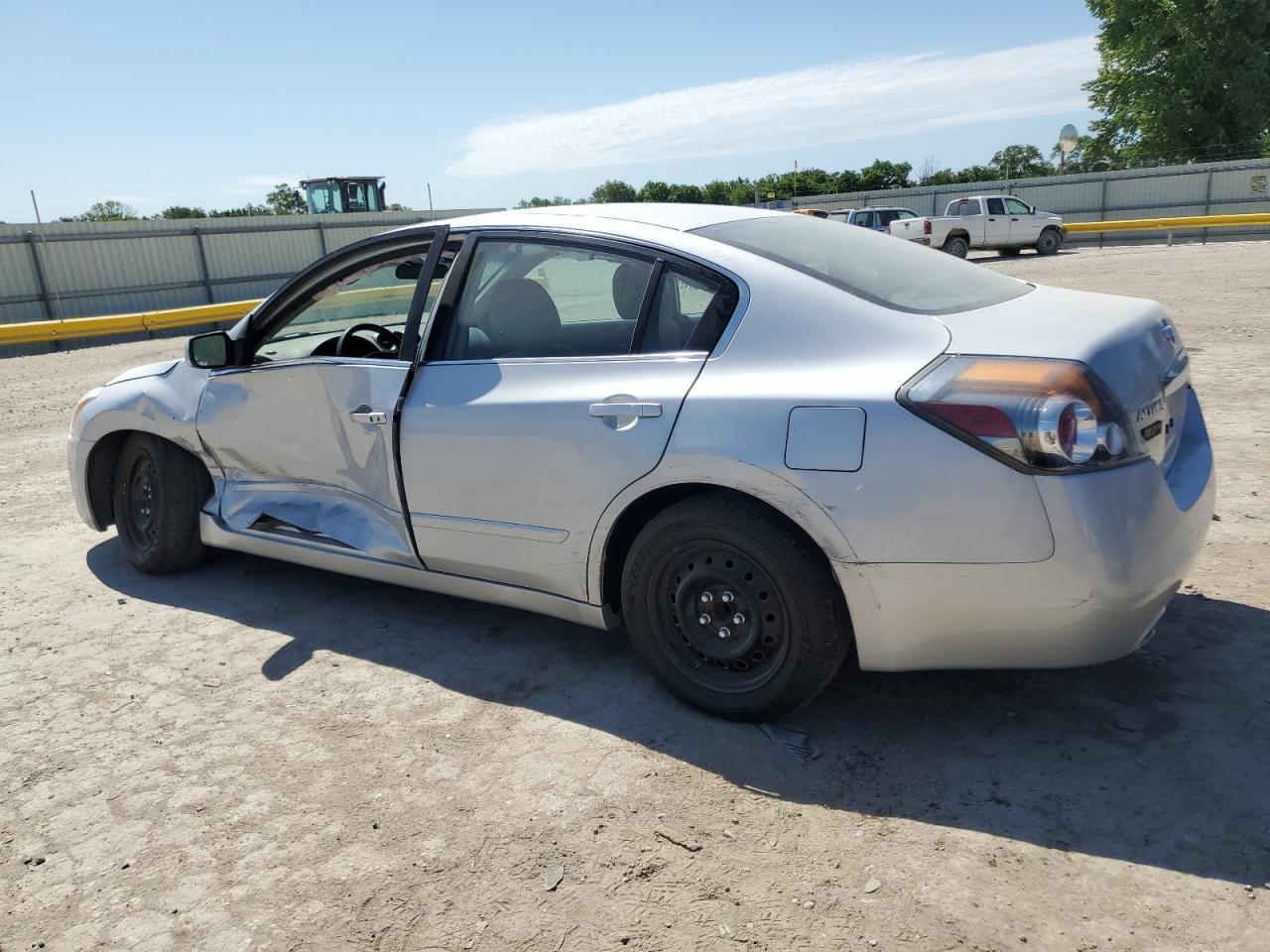 2011 Nissan Altima Base