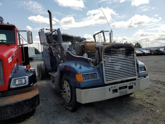 1999 Freightliner FLD Semi Truck