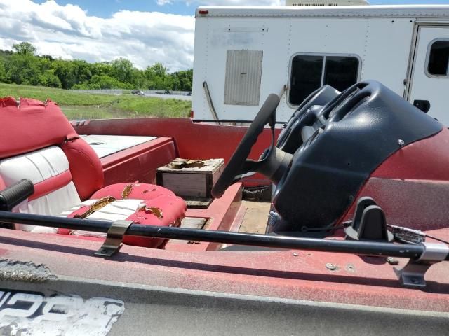 1996 Stratos Boat