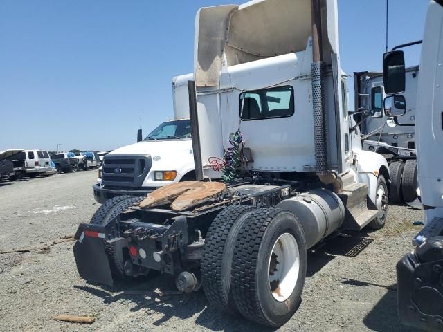 2013 Kenworth T660 Semi Truck