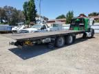 2017 Peterbilt 348
