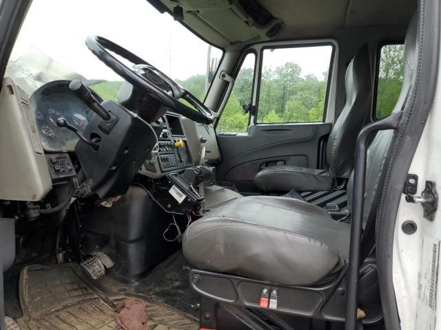 2016 International 4300 Rollback Truck