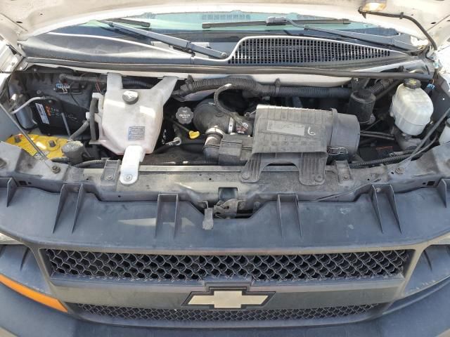 2013 Chevrolet Express G2500 LS