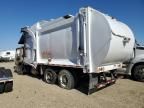 2009 Mack 600 MRU600