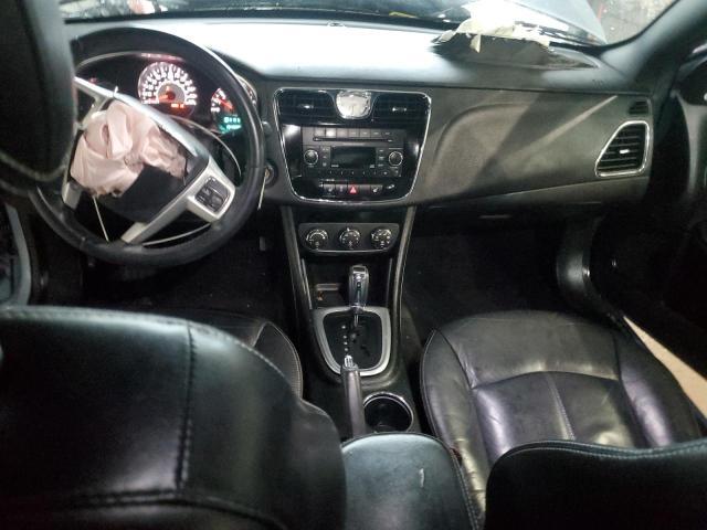 2013 Chrysler 200 Limited