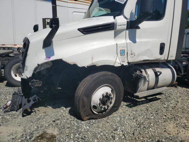 2021 Freightliner Cascadia 126 Semi Truck