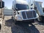 2014 Freightliner Cascadia Semi Truck
