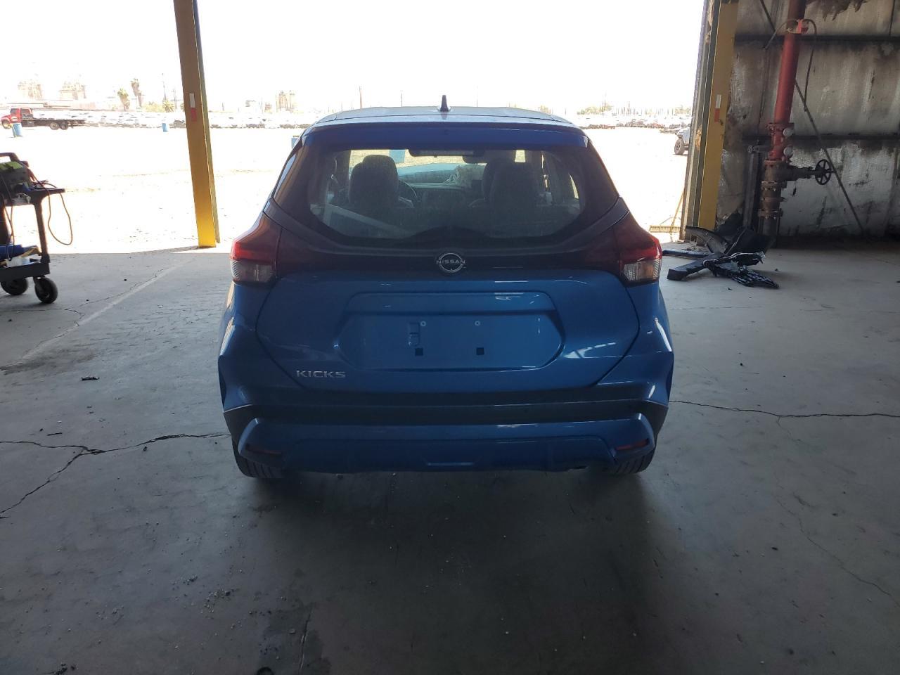 2024 Nissan Kicks s