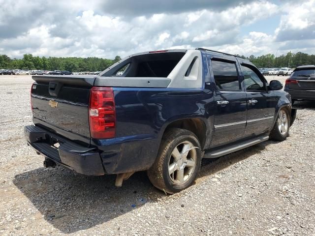 2012 Chevrolet Avalanche LTZ