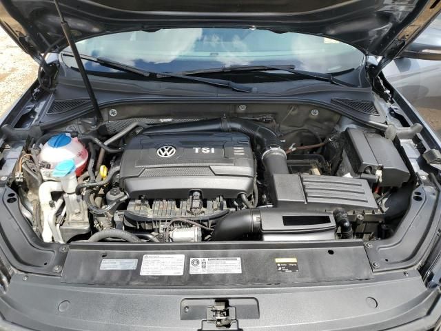 2016 Volkswagen Passat SE