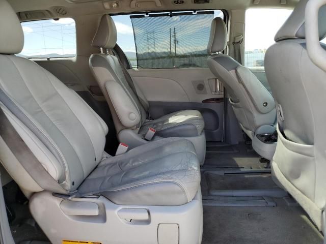 2011 Toyota Sienna XLE