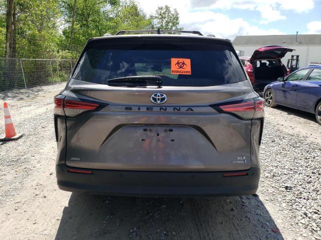 2021 Toyota Sienna xle