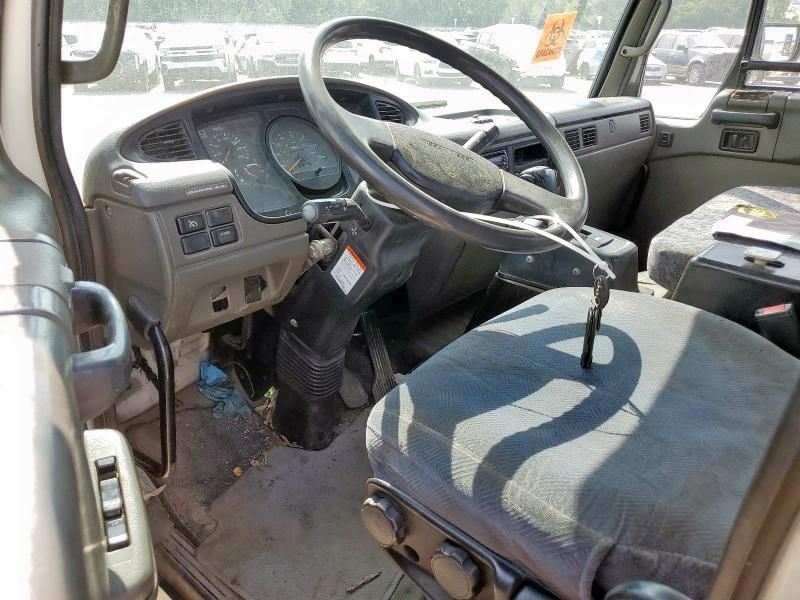 2009 Nissan Diesel UD2000