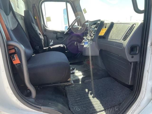 2012 Freightliner M2 106 Medium Duty