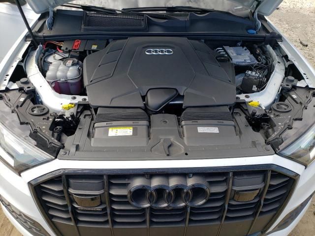 2022 Audi Q7 Premium Plus