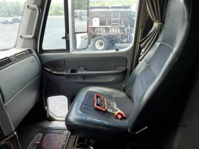 2001 Freightliner CST120 Semi Truck