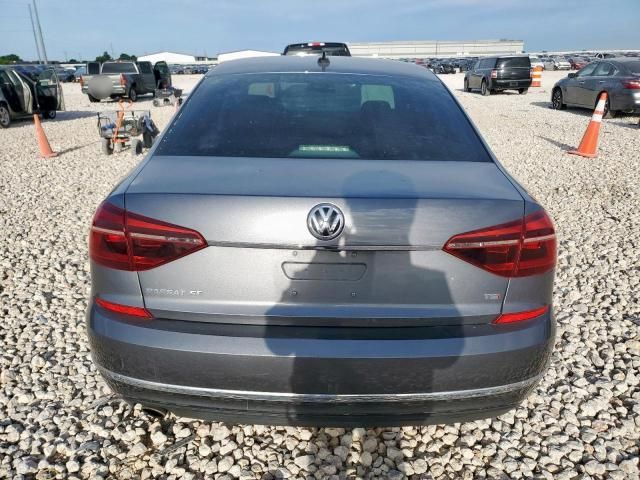 2018 Volkswagen Passat SE