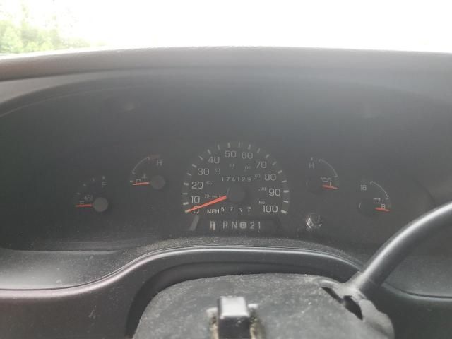 2000 Ford Econoline E150 Van