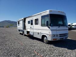 Salvage trucks for sale at Reno, NV auction: 2001 Winnebago 2001 Ford F550 Super Duty Stripped Chassis