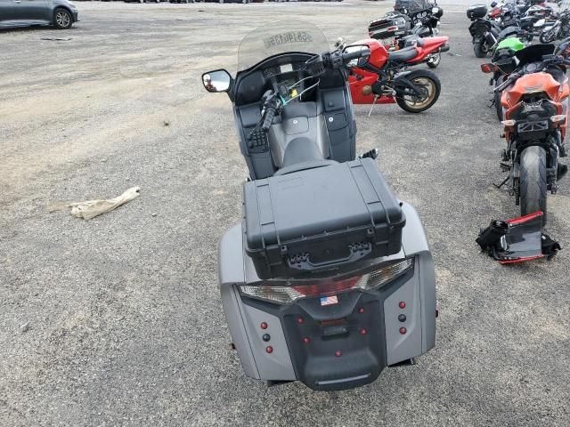 2015 Honda GL1800 B