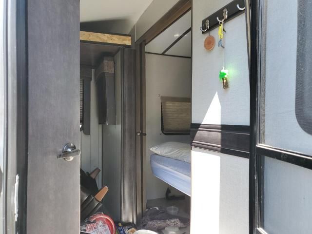 2018 Keystone Trailer