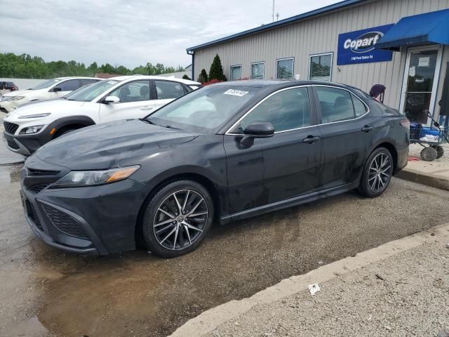 2021 Toyota Camry SE