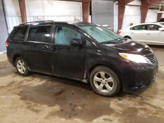 2011 Toyota Sienna LE