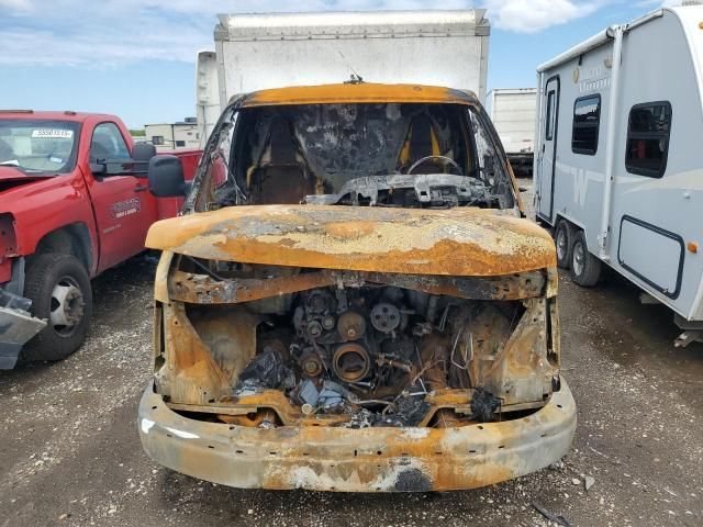 2020 GMC Savana Cutaway G3500