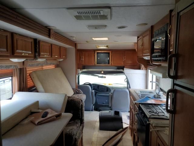 2002 Ford Econoline E450 Super Duty Cutaway Van