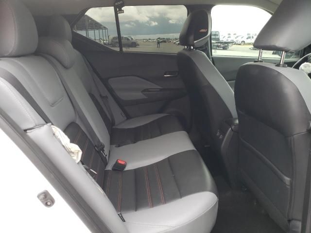 2023 Nissan Kicks SR