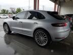 2016 Porsche Macan Turbo