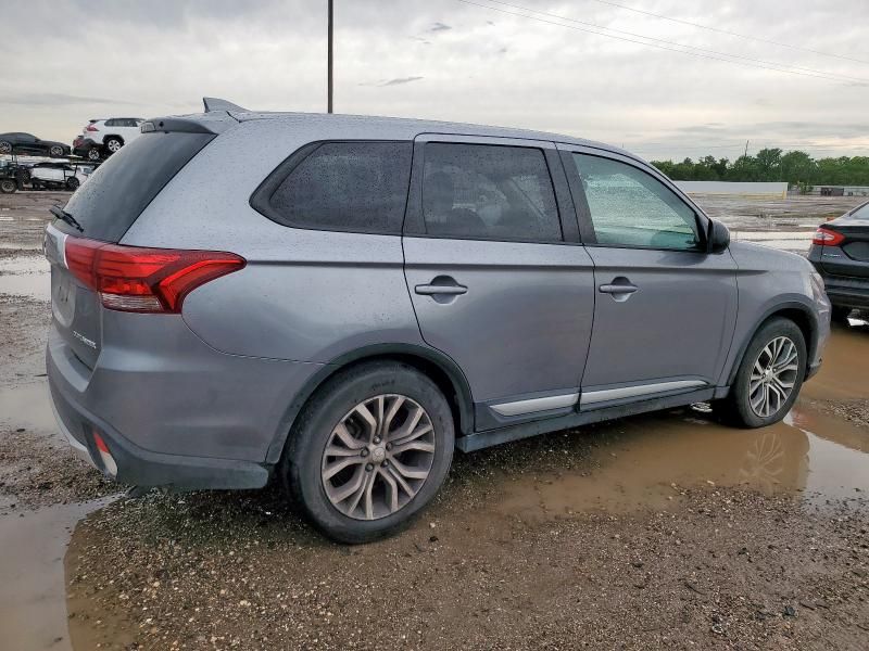 2017 Mitsubishi Outlander ES