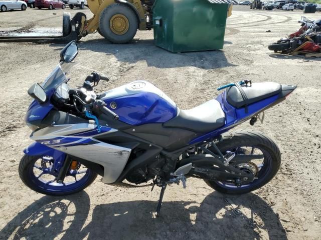 2016 Yamaha YZFR3
