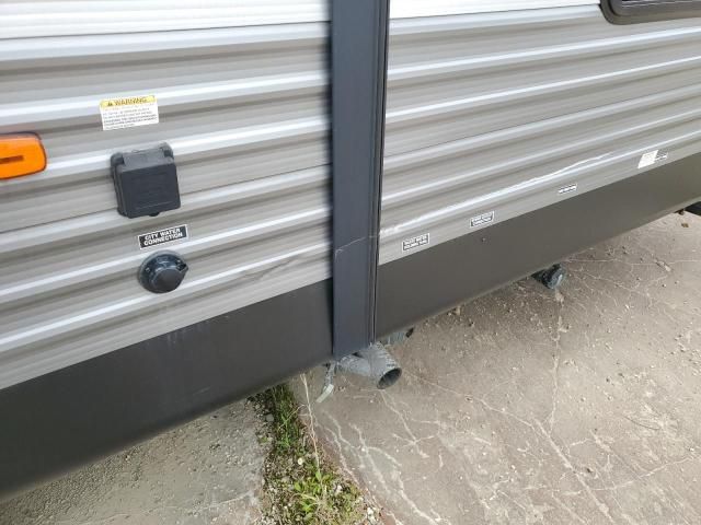 2016 Catalina Trailer
