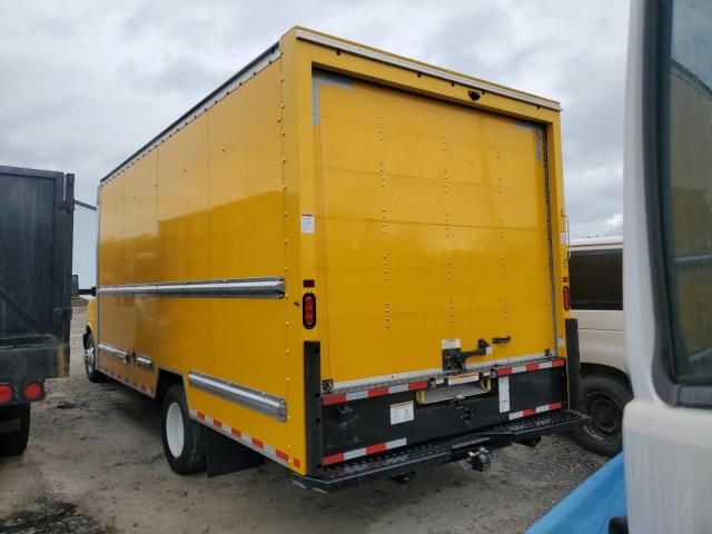 2022 GMC Savana Cutaway G3500