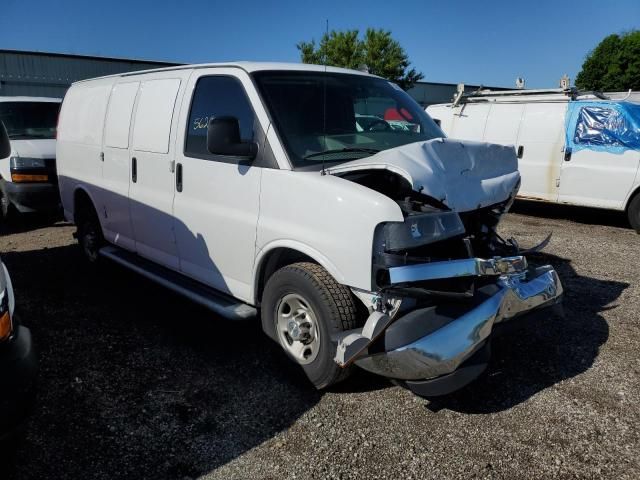 2020 Chevrolet Express G2500