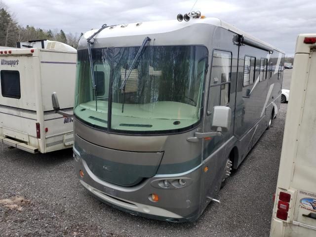 2004 Coachmen 2004 Freightliner Chassis X Line Motor Home